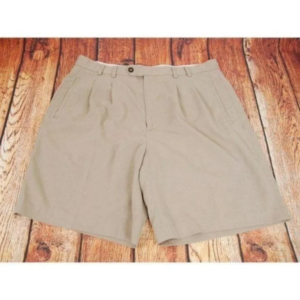 Cutter & Buck Mens Pleated Khaki‎ Dress Shorts - no tag measures 35